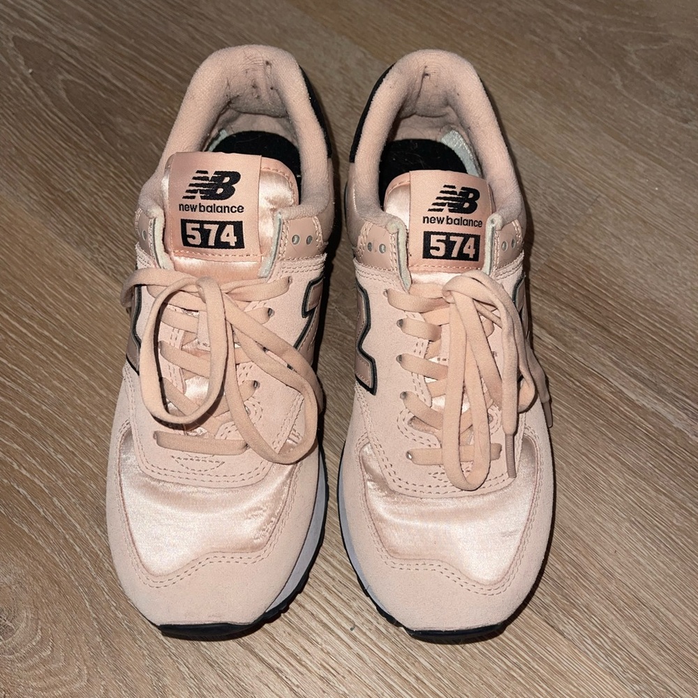 Baby pink 574 New Balance